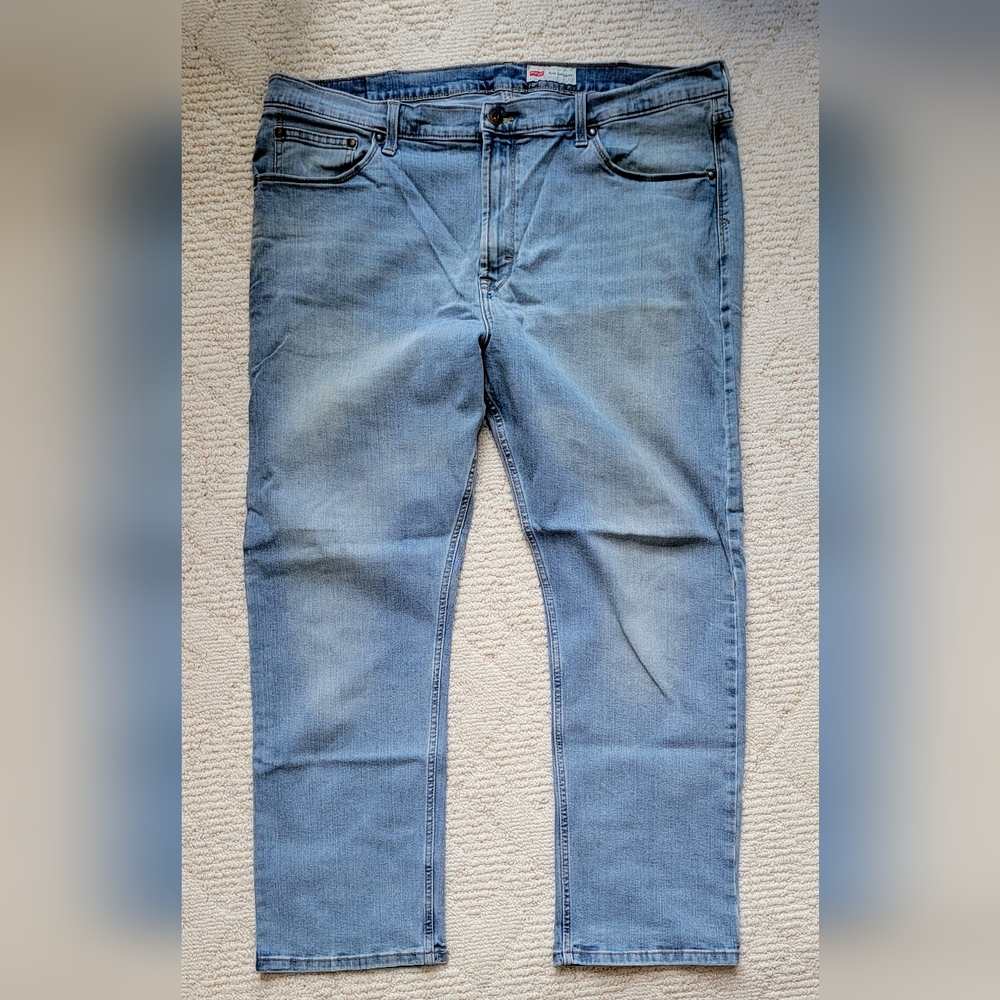 Mens Wrangler Relaxed Fit Blue Jeans -  Size 42 X 30